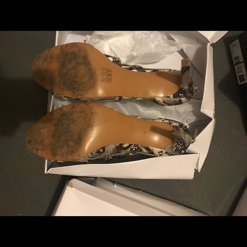 NINE WEST SEXY SNAKE SKIN SANDALS SIZE 14 - Picture 4 of 4